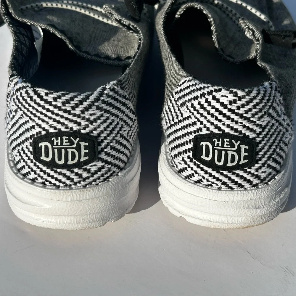 Hey Dude Wendy Chambray Woven Grey White Shoes Women’s Size 8 - Picture 2 of 10